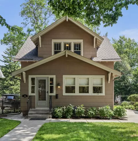 266 Hamline Ave S, Saint Paul, MN 55105