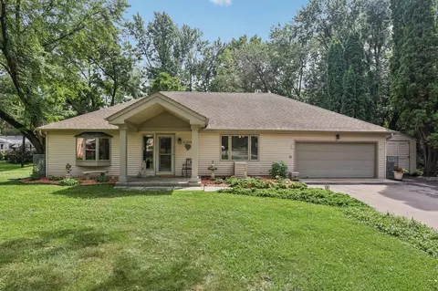 14509 Idylwood Rd, Minnetonka, MN 55345