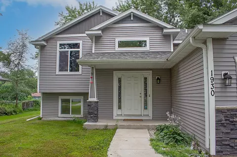 1930 Prospect Dr NE, Saint Cloud, MN 56304