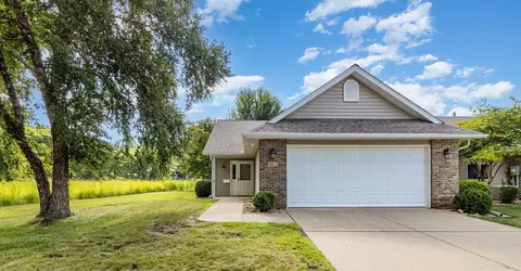 1813 Cherry St, Red Wing, MN 55066