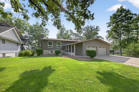 524 4th Ave SE, Stewartville, MN 55976