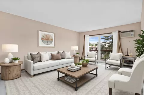 2800 Hillsboro Ave N #204, New Hope, MN 55427