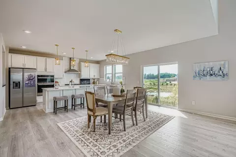 10451 Mcgregor Blvd, Woodbury, MN 55129