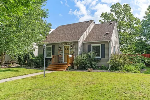 4230 Zenith Ave N, Robbinsdale, MN 55422