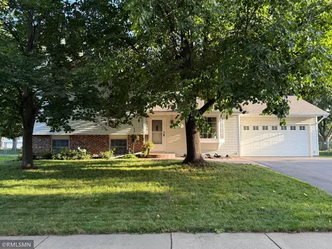 3700 155th St W, Rosemount, MN 55068