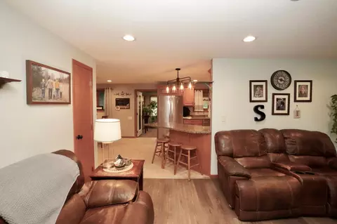 908 Irene Ave SE, Willmar, MN 56201 photo 24