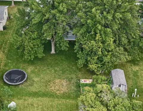 908 Irene Ave SE, Willmar, MN 56201 photo 6
