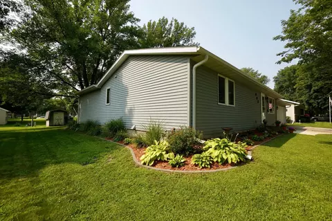 908 Irene Ave SE, Willmar, MN 56201 photo 13