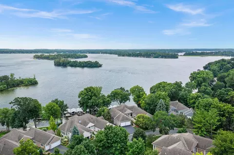 2998 Pelican Point Cir, Mound, MN 55364