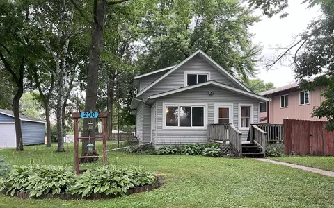 200 Jupiter St S, Cosmos, MN 56228
