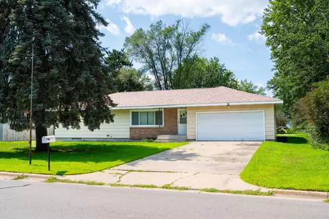 317 16th Ave SE, Saint Cloud, MN 56304