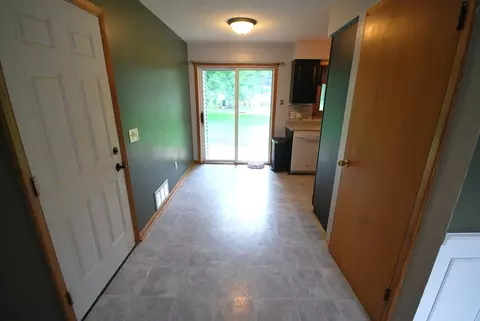 601 Hillcrest Dr, Spring Valley, MN 55975 photo 9