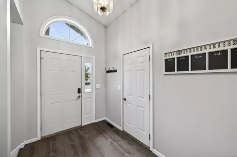 Entry Way - 13473 Monroe Dr, Becker, MN 55308 photo 3 of 4