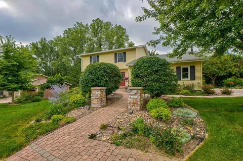 1100 Michaelson St N, North Hudson, WI 54016