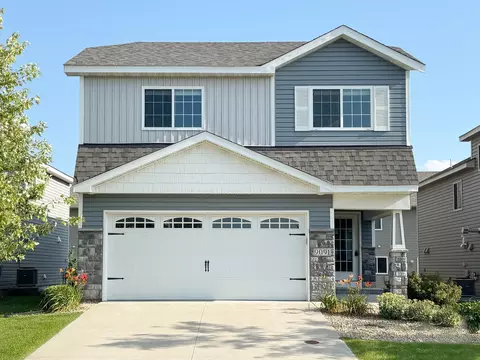 9091 Golden Pond Ln N, Monticello, MN 55362