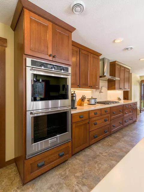 Kitchen - 32003 Nuthatch Ave, Aitkin, MN 56431 photo 3 of 7