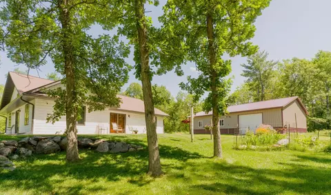 Exterior - 32003 Nuthatch Ave, Aitkin, MN 56431 photo 21 of 25