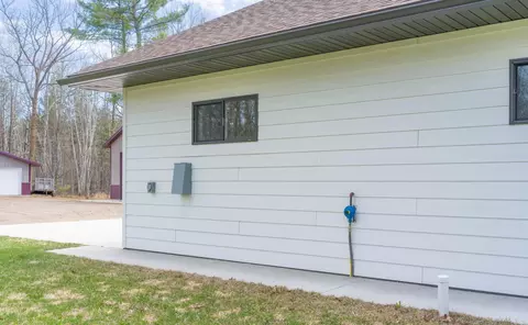 Exterior - 32003 Nuthatch Ave, Aitkin, MN 56431 photo 10 of 25