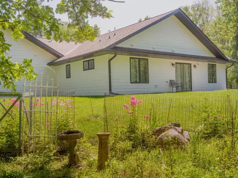 Exterior - 32003 Nuthatch Ave, Aitkin, MN 56431 photo 18 of 25