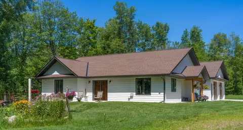 Exterior - 32003 Nuthatch Ave, Aitkin, MN 56431 photo 15 of 25