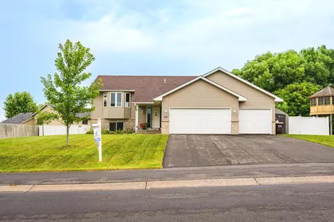 313 Arnica Dr, Watertown, MN 55388