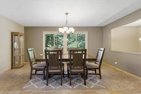 Dining - 1810 Brookside Dr, Albert Lea, MN 56007 photo 2 of 2
