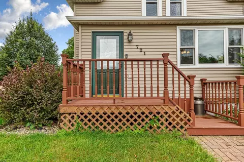 Exterior - 721 6th St, Nicollet, MN 56074 photo 2 of 7