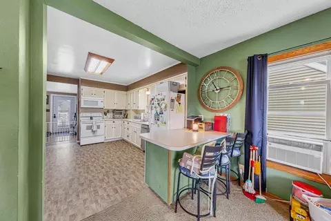 Kitchen - 721 6th St, Nicollet, MN 56074 photo 1 of 5