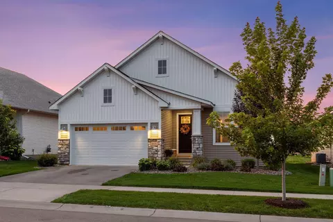 1824 Fallbrooke Dr, Hastings, MN 55033