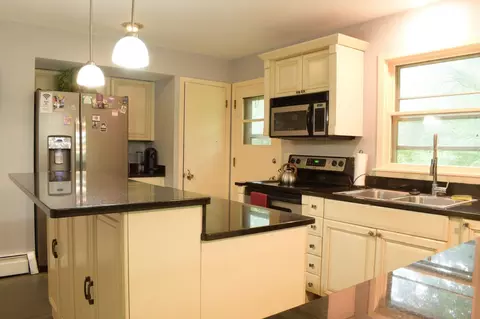 Kitchen - 2513 13th Ave SE, Saint Cloud, MN 56304 photo 3 of 3