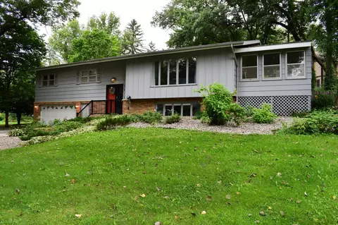 Exterior - 2513 13th Ave SE, Saint Cloud, MN 56304 photo 7 of 10