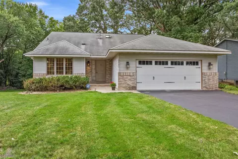 3051 Fairview Ave N, Roseville, MN 55113