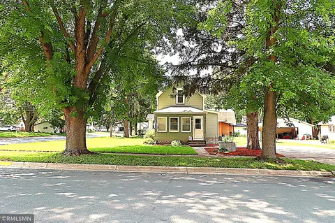 711 2nd St N, Dassel, MN 55325