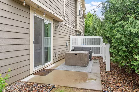 Exterior - 2119 Cedar Grove Trl, Eagan, MN 55122 photo 2 of 3