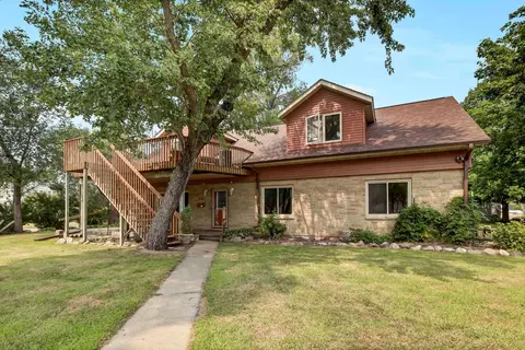 2305 1st St S, Saint Cloud, MN 56301