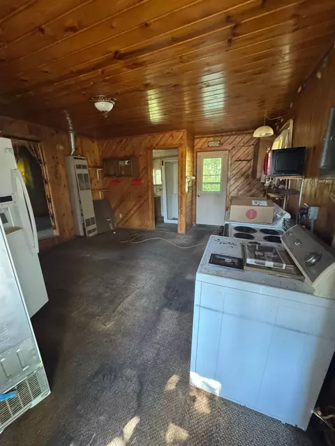 Kitchen - 21107 Night Hawk Ln, Brainerd, MN 56401 photo 1 of 4