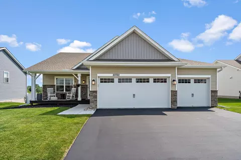 20722 Glade Ave, Lakeville, MN 55044
