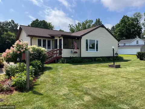 303 Pacific St SE, Aitkin, MN 56431