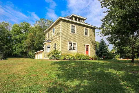 91 7th St, Dassel, MN 55325
