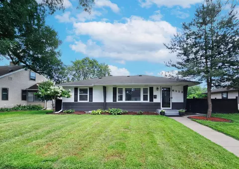 6113 5th Ave S, Minneapolis, MN 55419