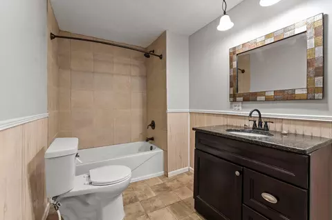 Bath - 7723 115th St E, Northfield, MN 55057 photo 5 of 6