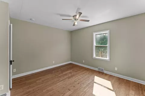Bedroom - 7723 115th St E, Northfield, MN 55057 photo 2 of 10