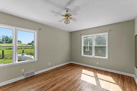 Bedroom - 7723 115th St E, Northfield, MN 55057 photo 6 of 10