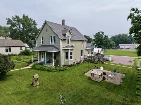 811 Adams Ave, Westbrook, MN 56183