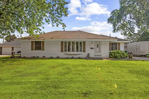 9225 Bloomington Ave, Bloomington, MN 55425