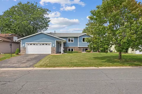 Exterior - 4287 Fox Ridge Rd, Eagan, MN 55122 photo 5 of 12