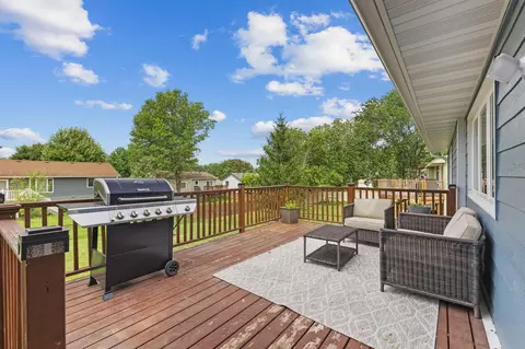 Exterior - 4287 Fox Ridge Rd, Eagan, MN 55122 photo 11 of 12