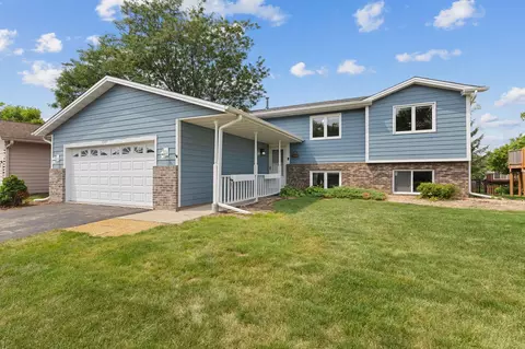 4287 Fox Ridge Rd, Eagan, MN 55122