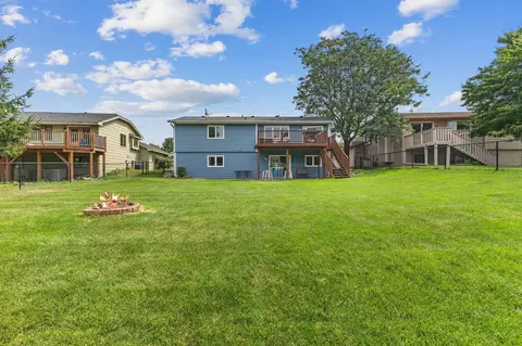 Exterior - 4287 Fox Ridge Rd, Eagan, MN 55122 photo 8 of 12