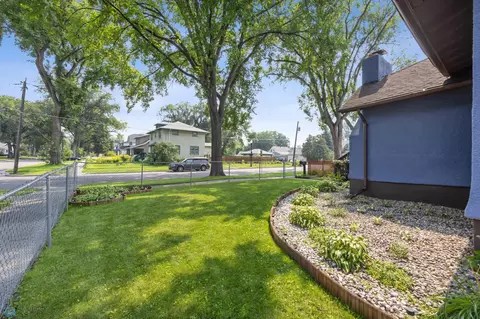 Exterior - 1003 14 St S, Fargo, ND 58103 photo 6 of 6